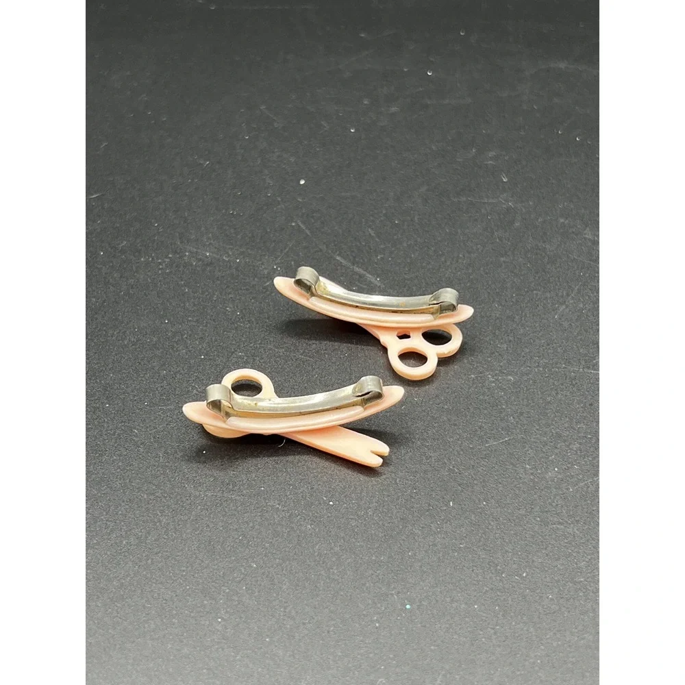Vintage Peach Scissors‎ Hair Barrette Pair Plastic & Metal Small Set Of 2